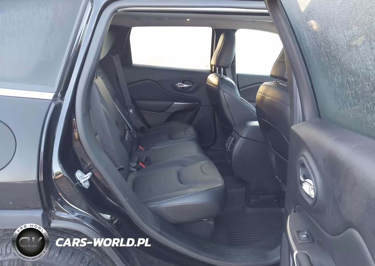 2021 Jeep Cherokee Limited 4X4 VIN:1C4PJMDX7MD121729 - 8