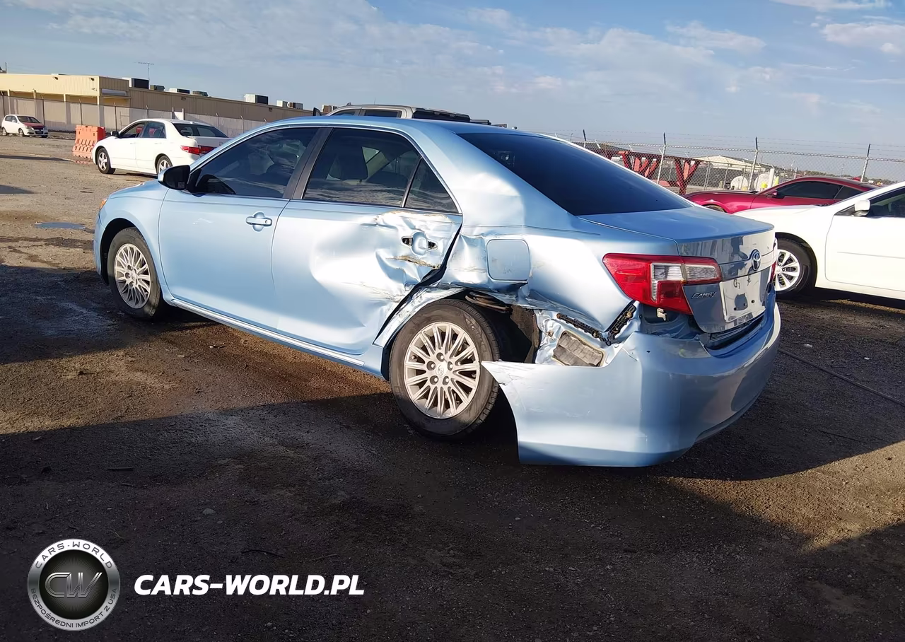 2012 Toyota Camry Le VIN:4T4BF1FK4CR263466 - 3