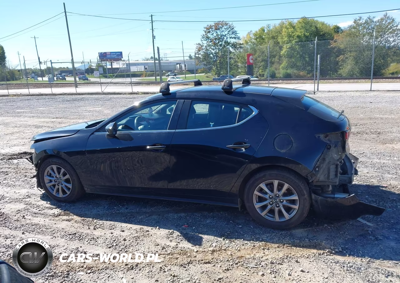 2022 Mazda Mazda3 2.5 S VIN:JM1BPAJL1N1509146 - 14