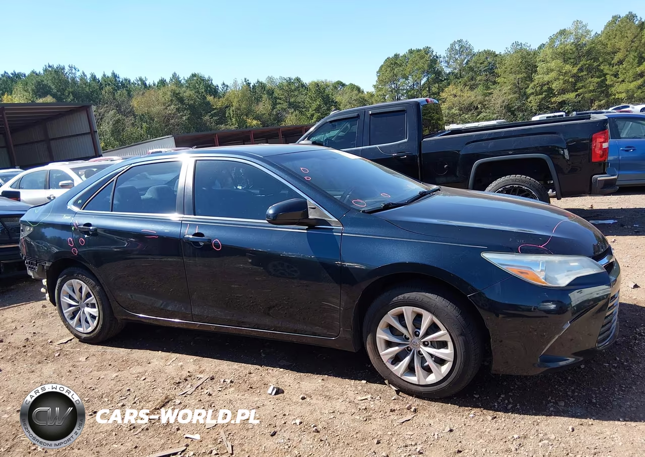 2017 Toyota Camry Le VIN:4T1BF1FK9HU654212 - 14