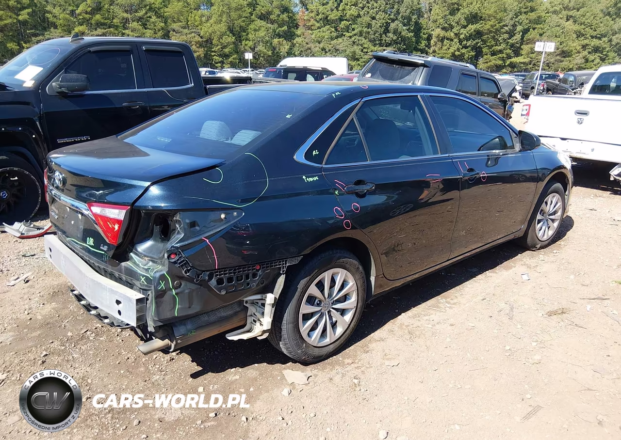 2017 Toyota Camry Le VIN:4T1BF1FK9HU654212 - 4