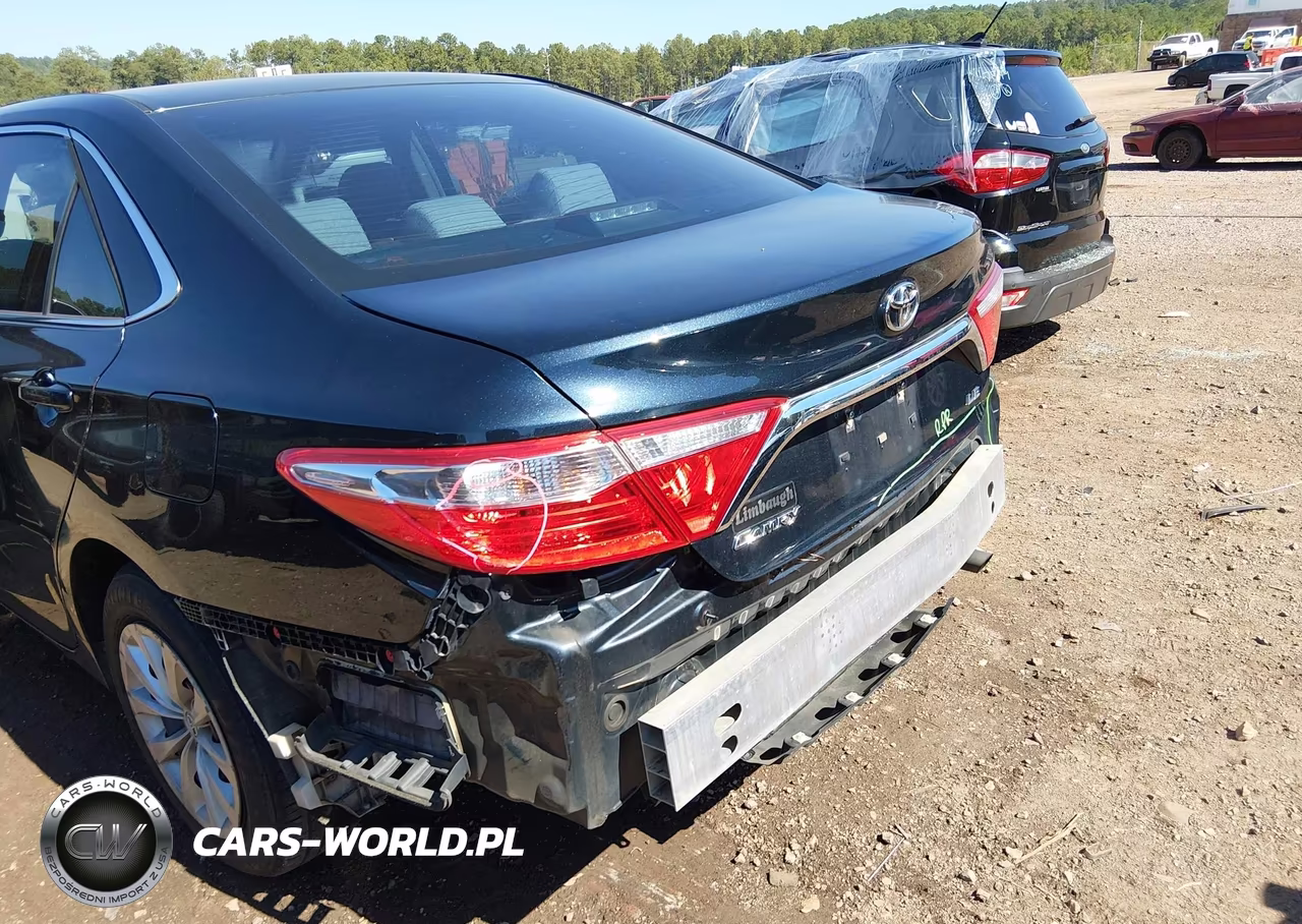 2017 Toyota Camry Le VIN:4T1BF1FK9HU654212 - 6