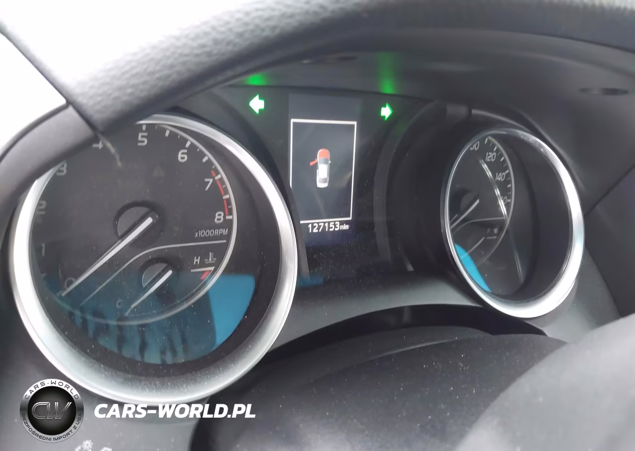 2018 Toyota Camry Le VIN:4T1B11HK9JU065811 - 7