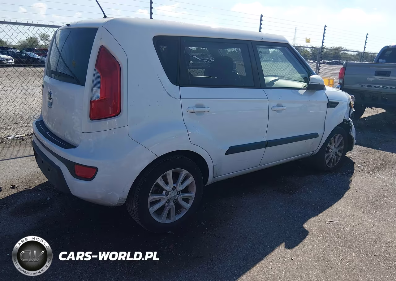 2013 Kia Soul + VIN:KNDJT2A69D7482474 - 4