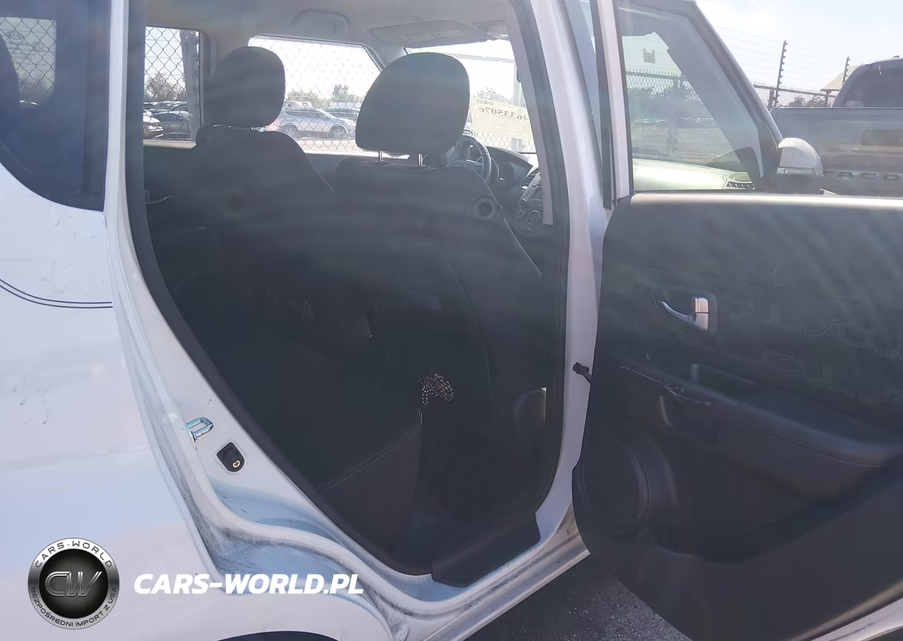 2013 Kia Soul + VIN:KNDJT2A69D7482474 - 8