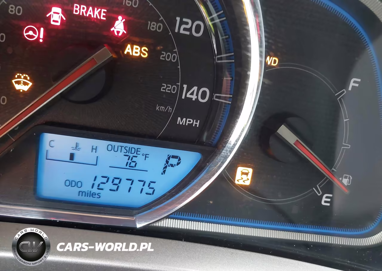2015 Toyota Rav4 Limited VIN:JTMDFREVXFD126456 - 16