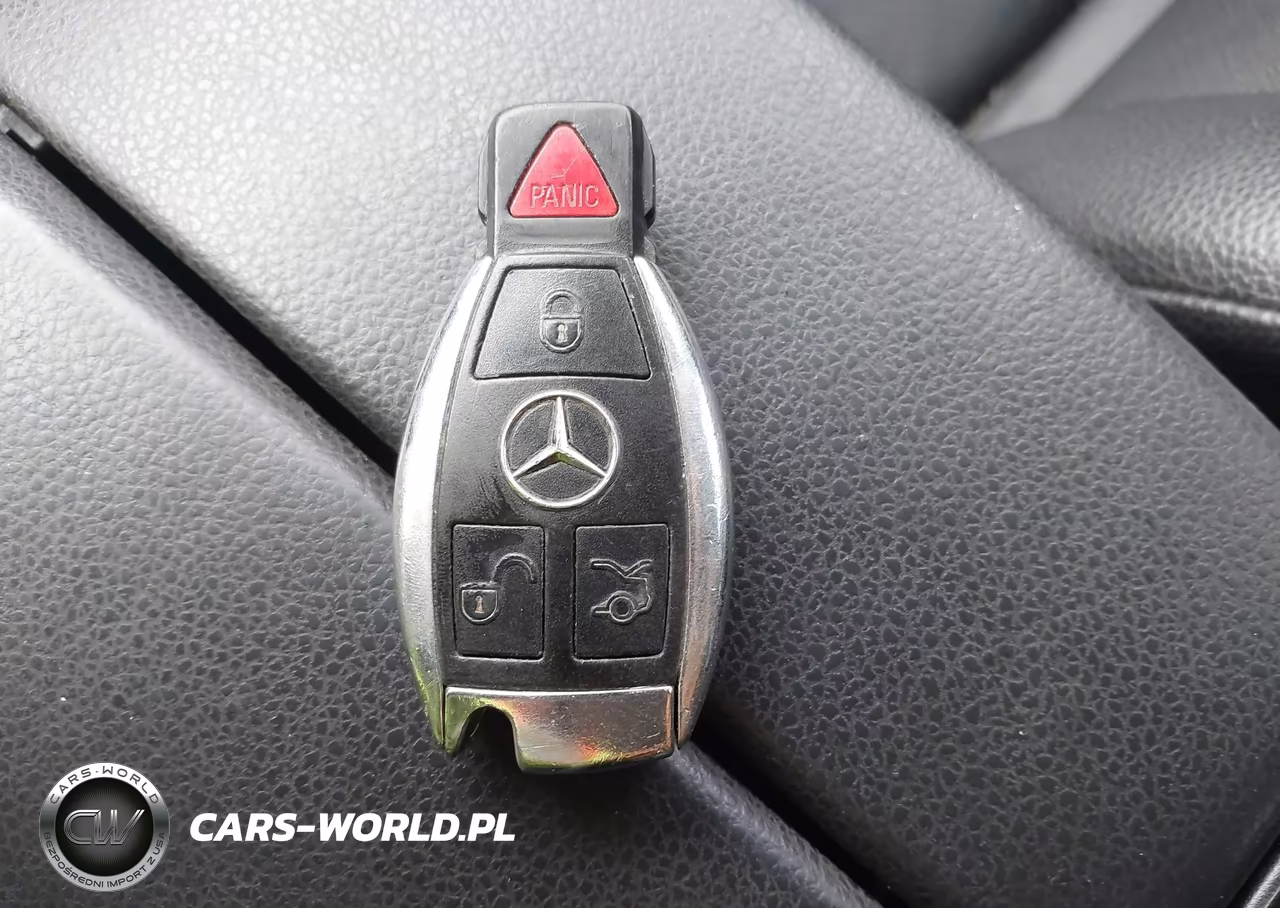 2013 Mercedes-Benz C 300 Luxury 4Matic VIN:WDDGF8AB0DG148826 - 11