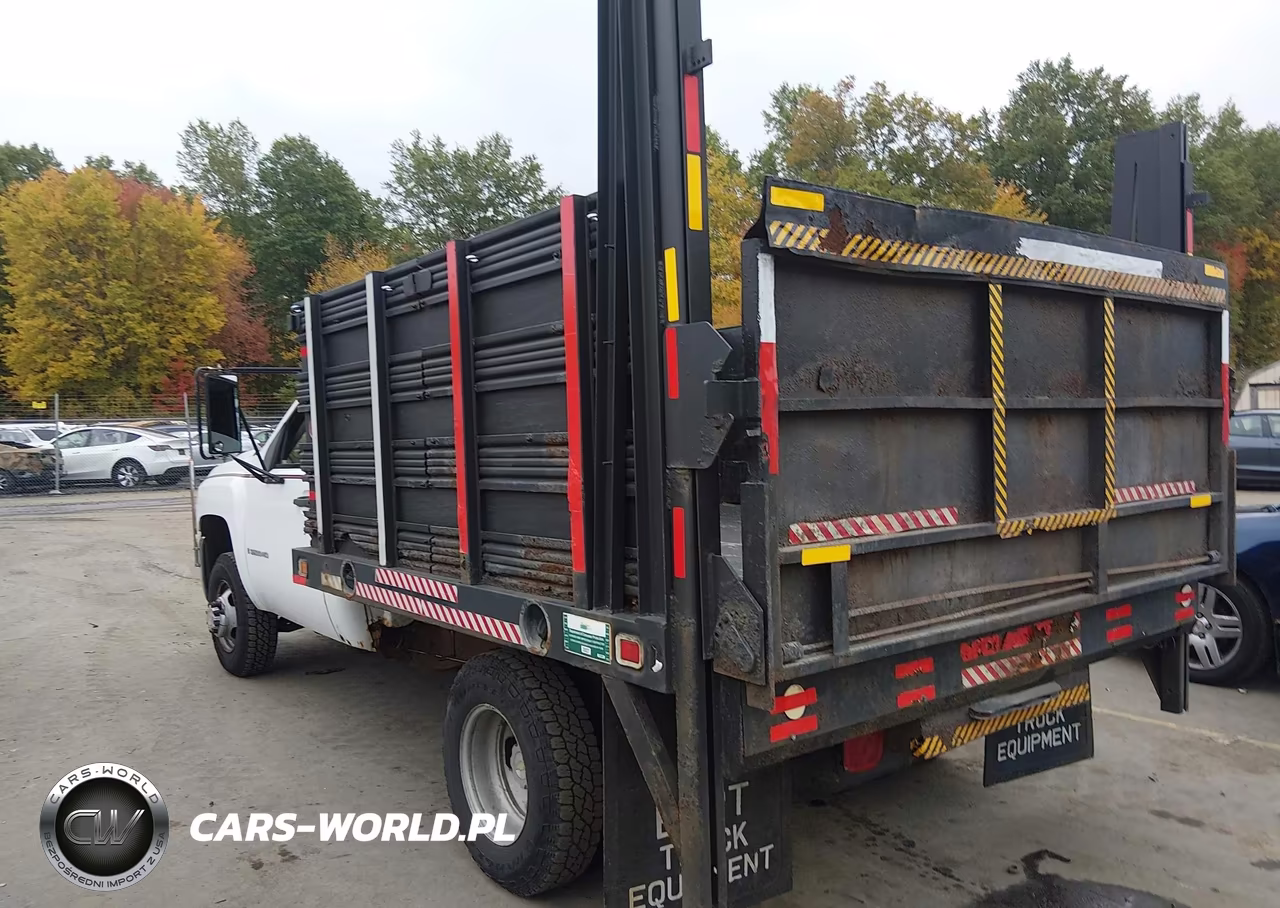 2007 Chevrolet Silverado 3500 Chassis Work Truck VIN:1GBJK34K37E541945 - 3