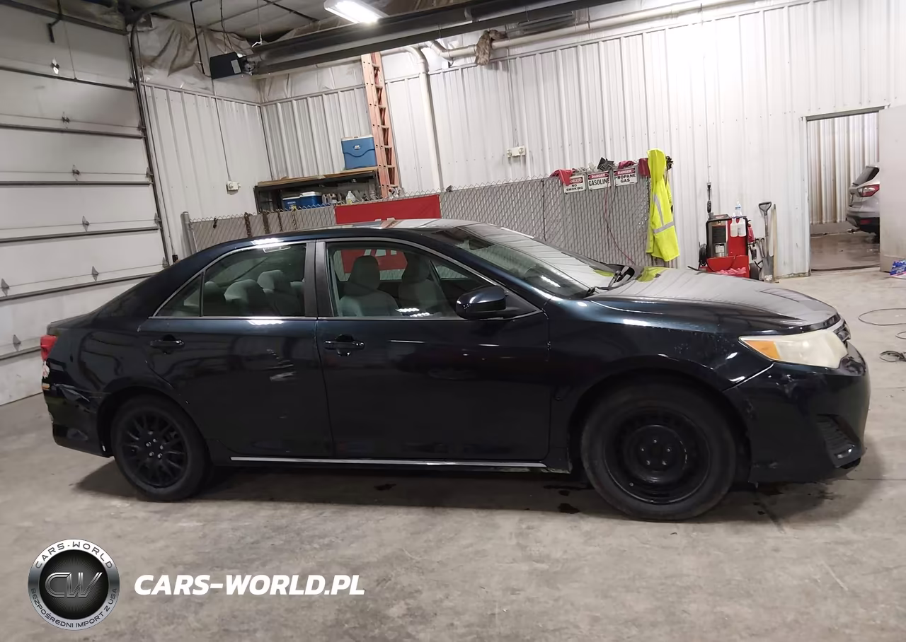 2013 Toyo Camry Le Automatic Le VIN:4T4BF1FK5DR318699 - 13