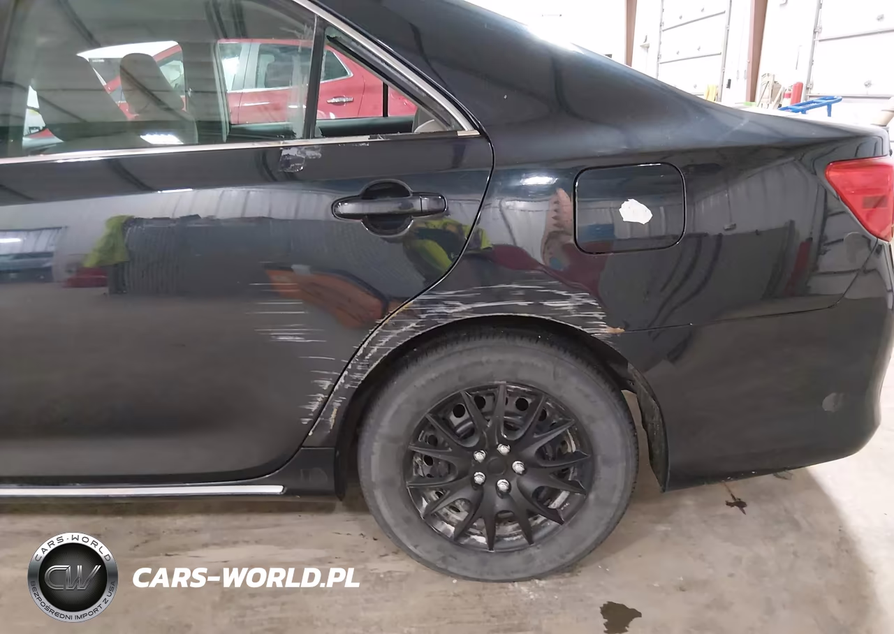 2013 Toyo Camry Le Automatic Le VIN:4T4BF1FK5DR318699 - 18