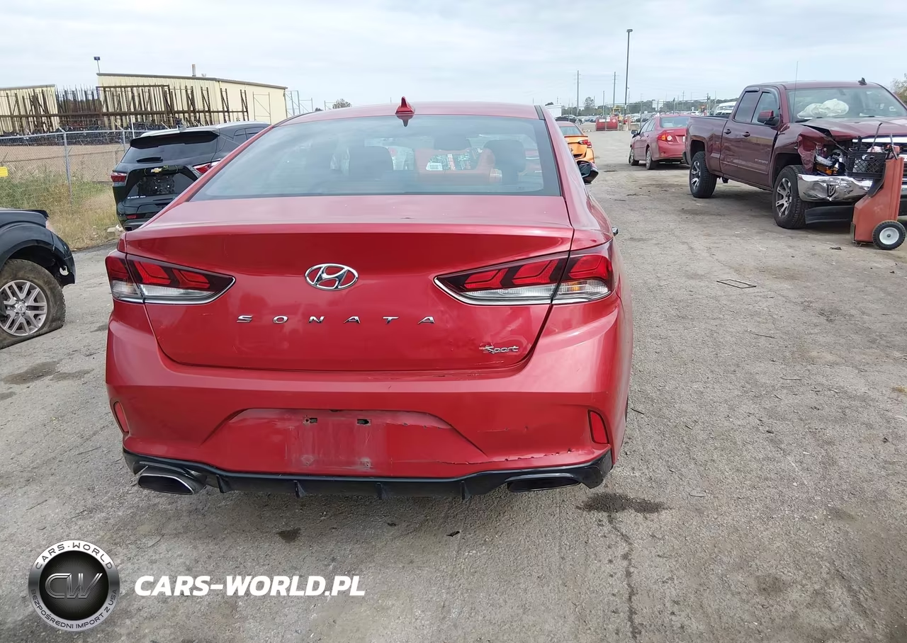 2018 Hyundai Sonata Sport VIN:5NPE34AF9JH627291 - 16
