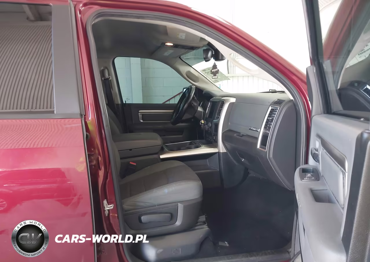 2016 Ram 1500 Big Horn VIN:1C6RR7LG4GS370808 - 5