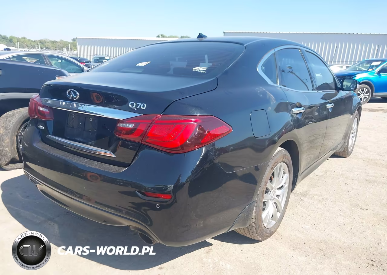 2015 Infiniti Q70 3.7X VIN:JN1BY1AR9FM560382 - 4