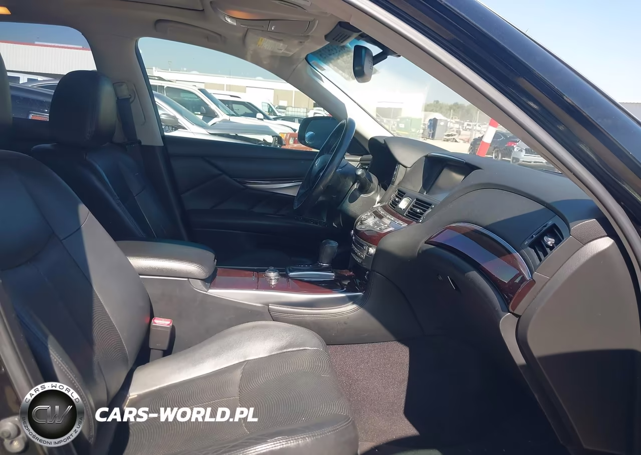 2015 Infiniti Q70 3.7X VIN:JN1BY1AR9FM560382 - 5
