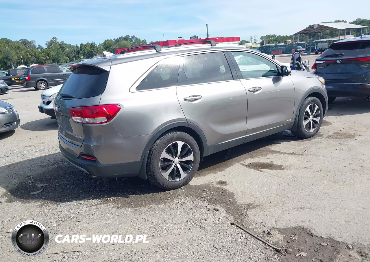 2017 Kia Sorento 2.0T Ex VIN:5XYPHDA18HG243342 - 4