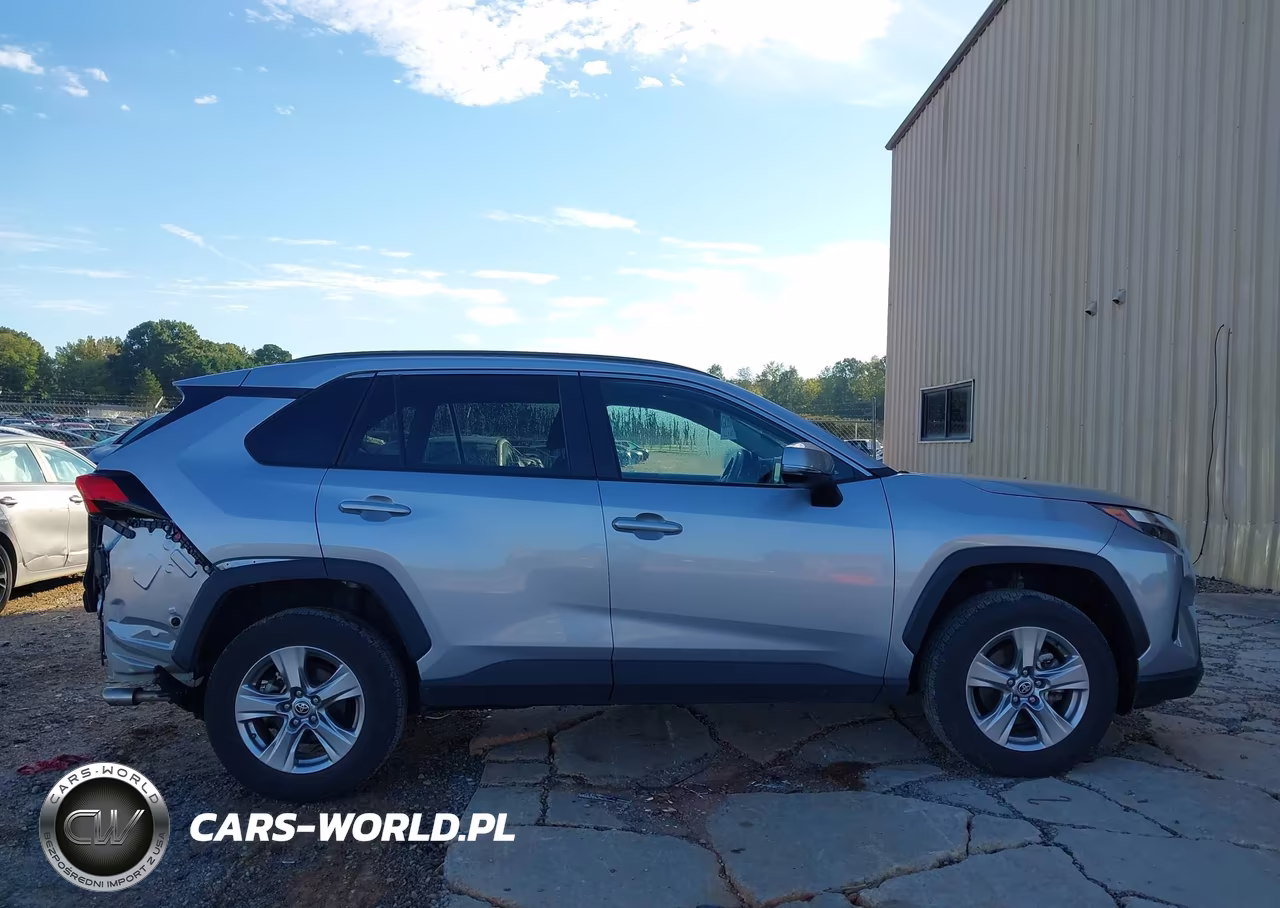 2022 Toyota Rav4 Xle VIN:2T3W1RFV0NW230588 - 13