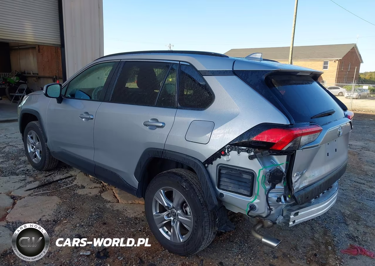2022 Toyota Rav4 Xle VIN:2T3W1RFV0NW230588 - 3