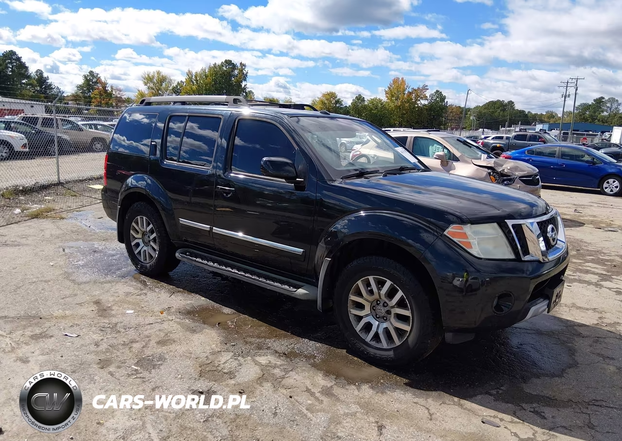 2012 Nissan Pathfinder Le