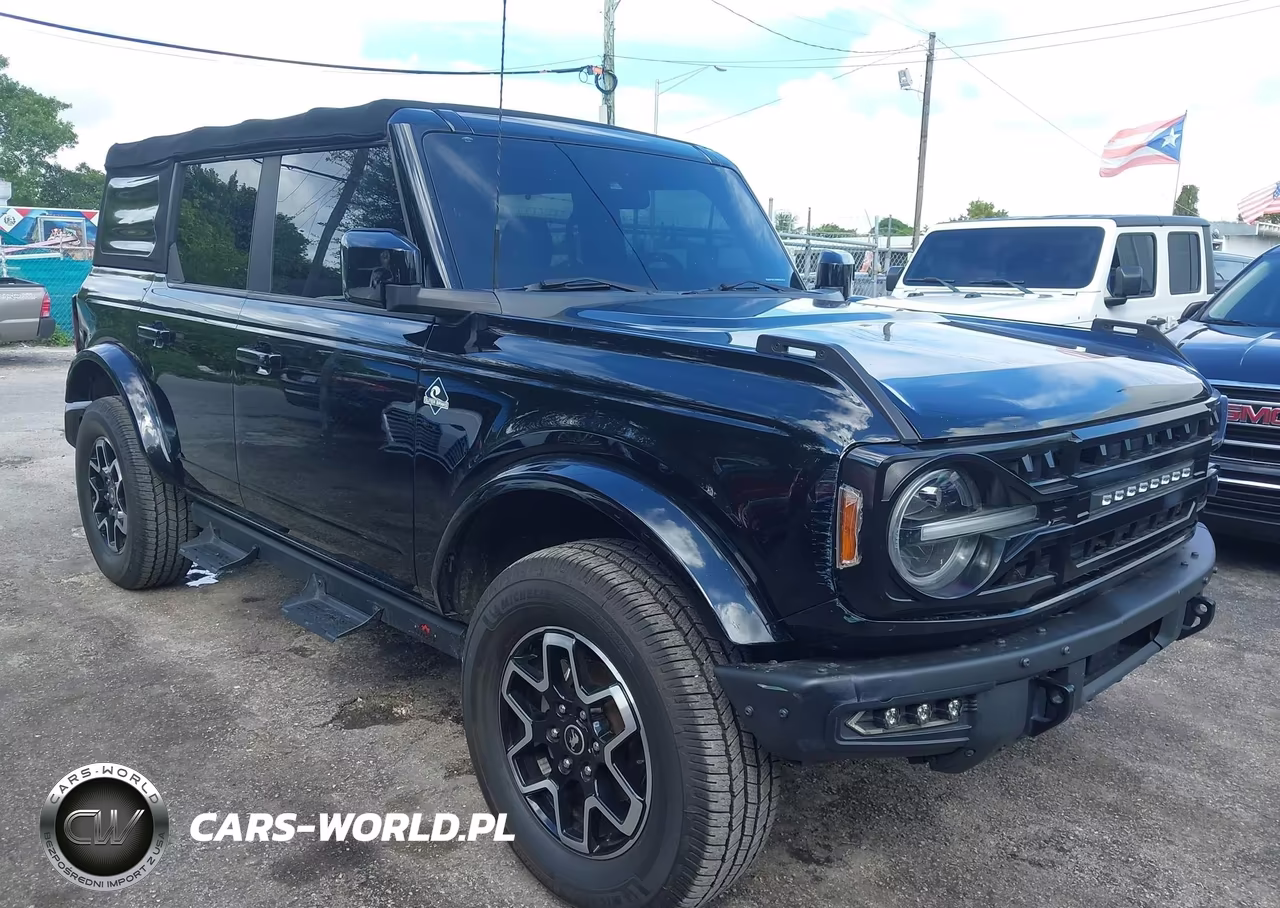 2022 Ford Bronco Outer Banks – zdjęcie 1 z 16