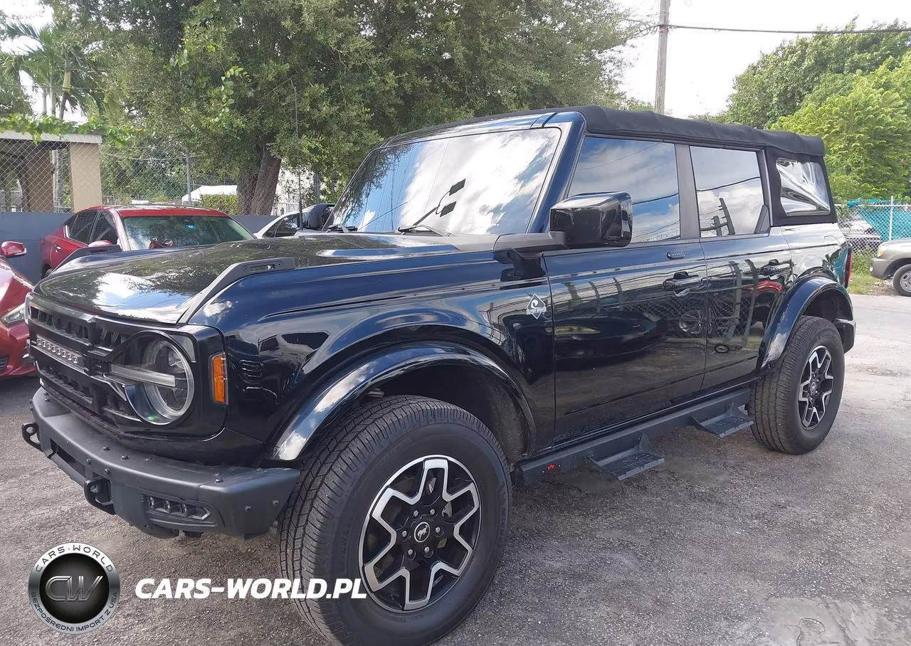 2022 Ford Bronco Outer Banks VIN:1FMDE5BH9NLA71329 - 2