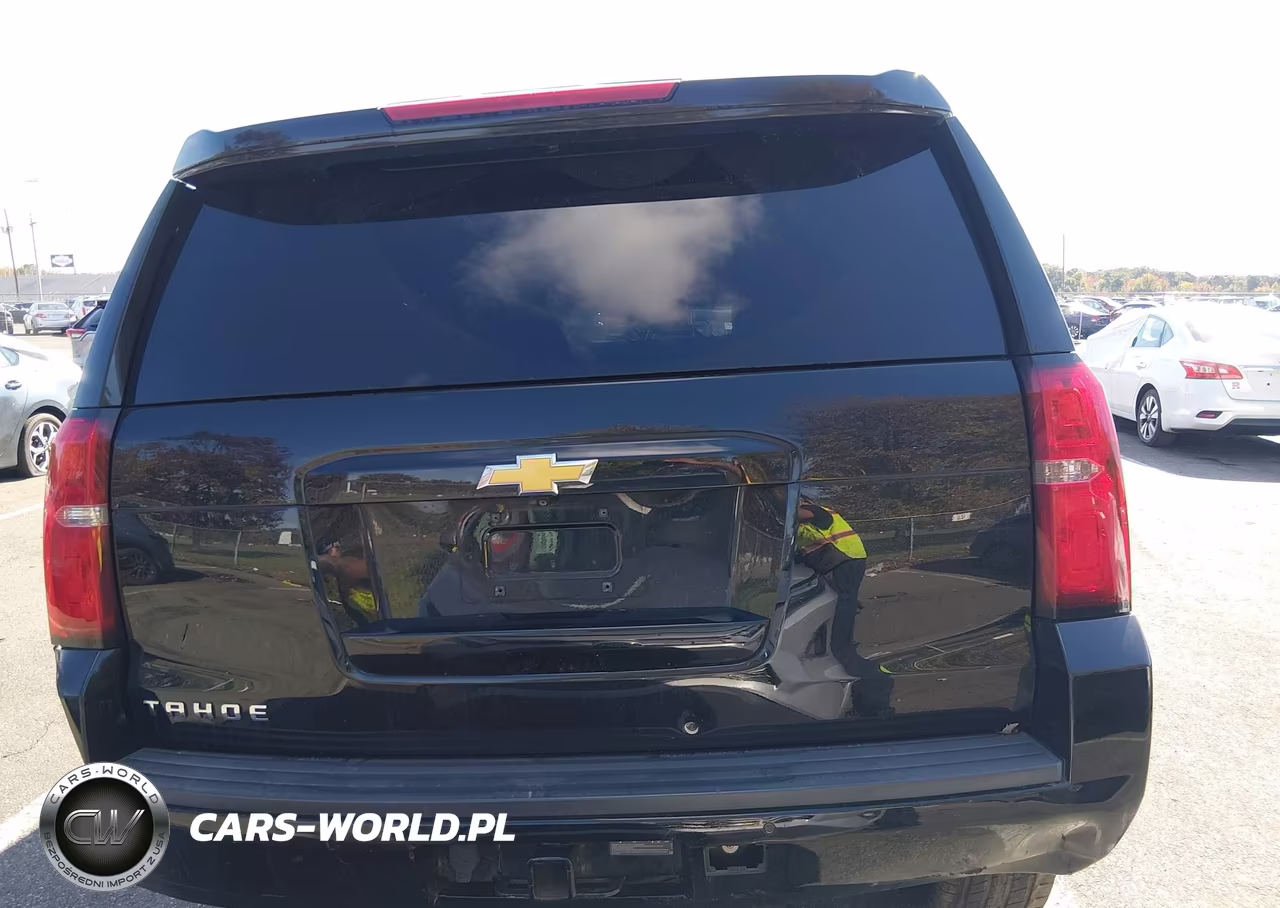 2019 Chevrolet Tahoe Lt VIN:1GNSKBKC9KR124554 - 16