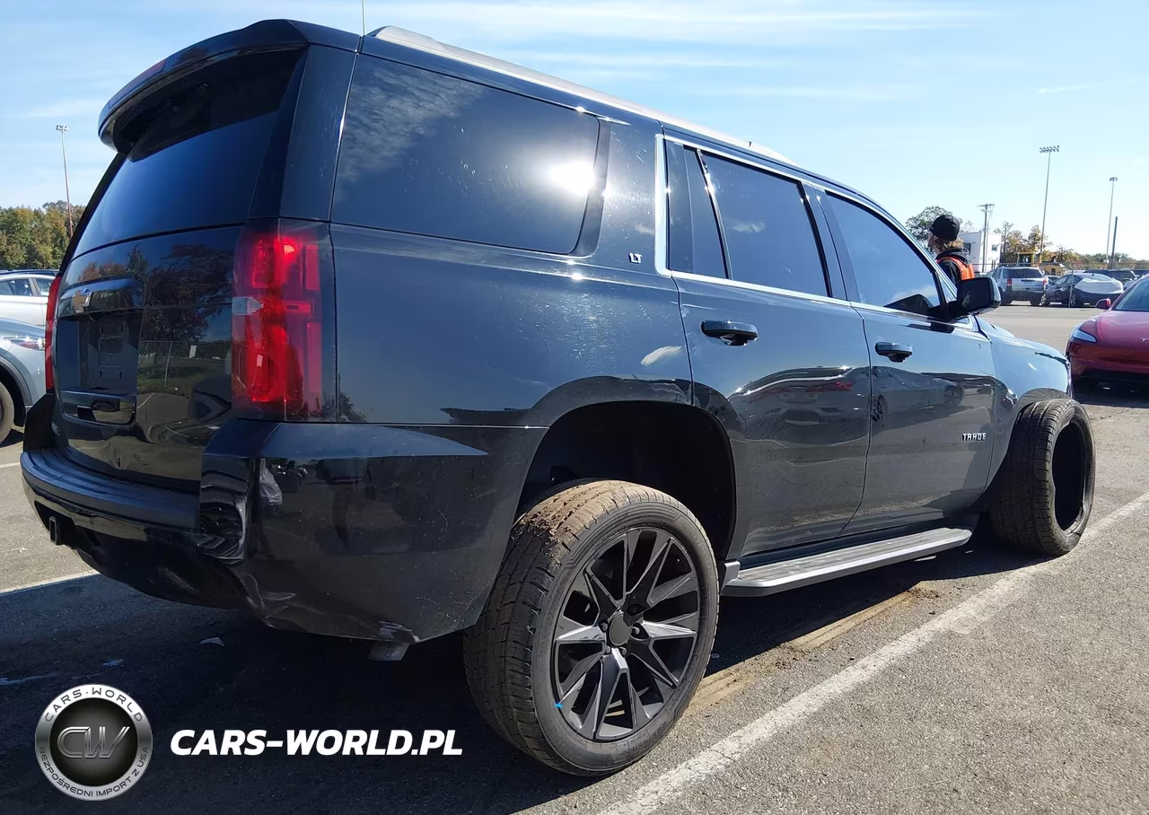 2019 Chevrolet Tahoe Lt VIN:1GNSKBKC9KR124554 - 4