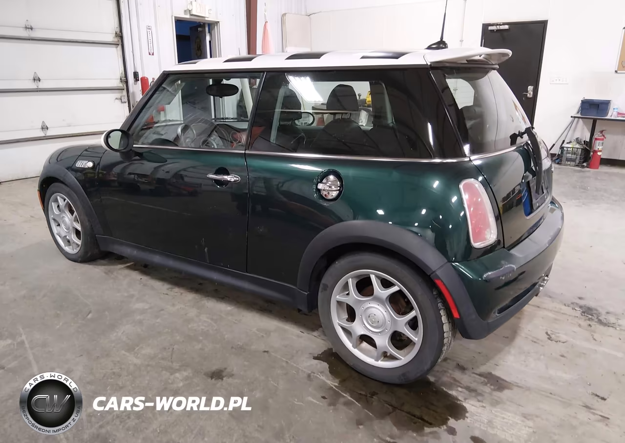 2006 Mini Cooper S VIN:WMWRE33566TJ36364 - 3