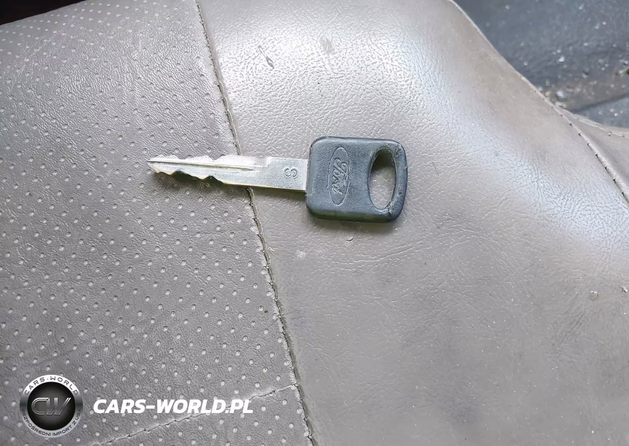 1998 Ford Ranger Splash-Xl-Xlt VIN:1FTYR10CXWUC23155 - 11