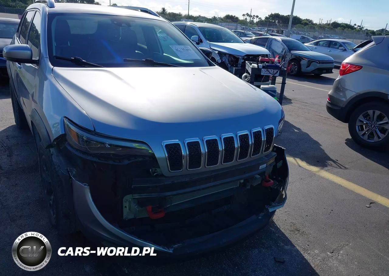2021 Jeep Cherokee Trailhawk 4X4 VIN:1C4PJMBX3MD253079 - 13