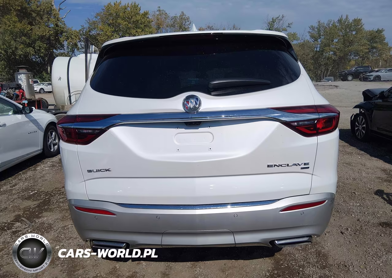 2018 Buick Enclave Avenir VIN:5GAEVCKW4JJ256486 - 17