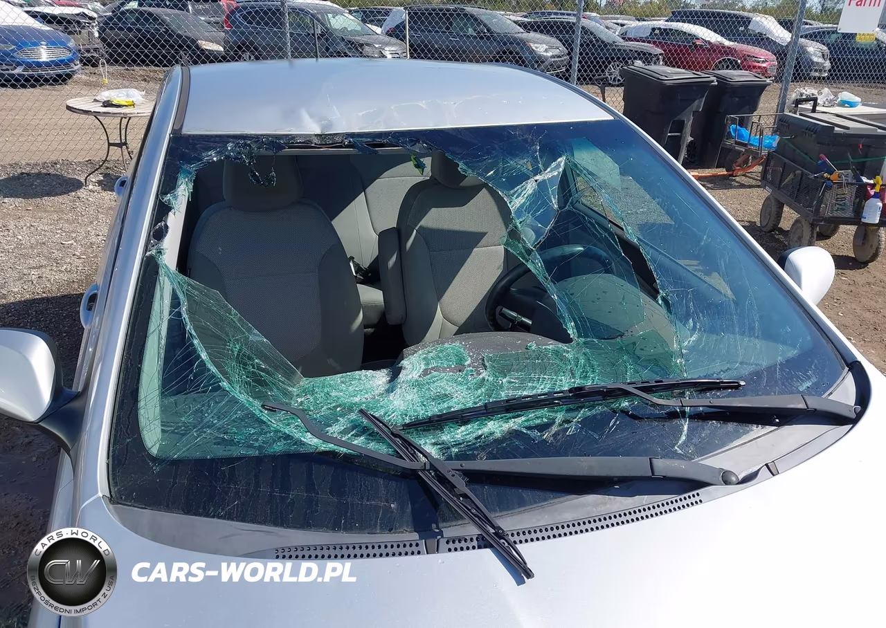 2013 Hyundai Accent Gls VIN:KMHCT4AE6DU551582 - 6