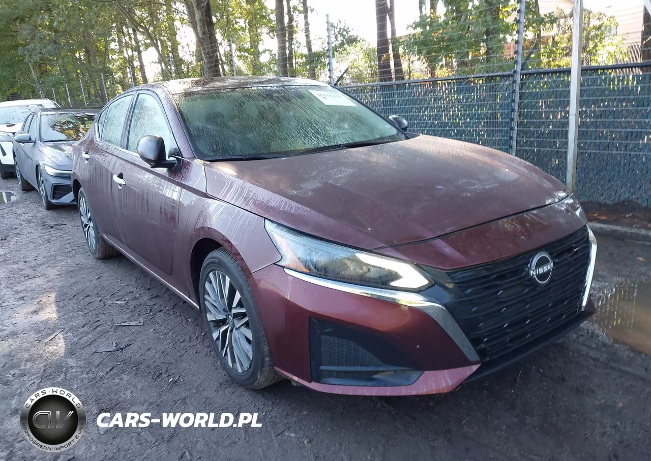2025 Nissan Altima Sv Fwd