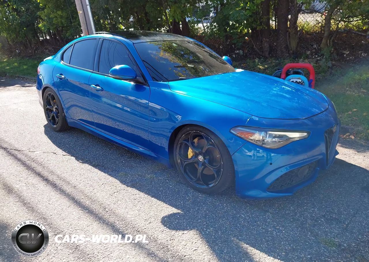 2018 Alfa Romeo Giulia Ti Sport Awd