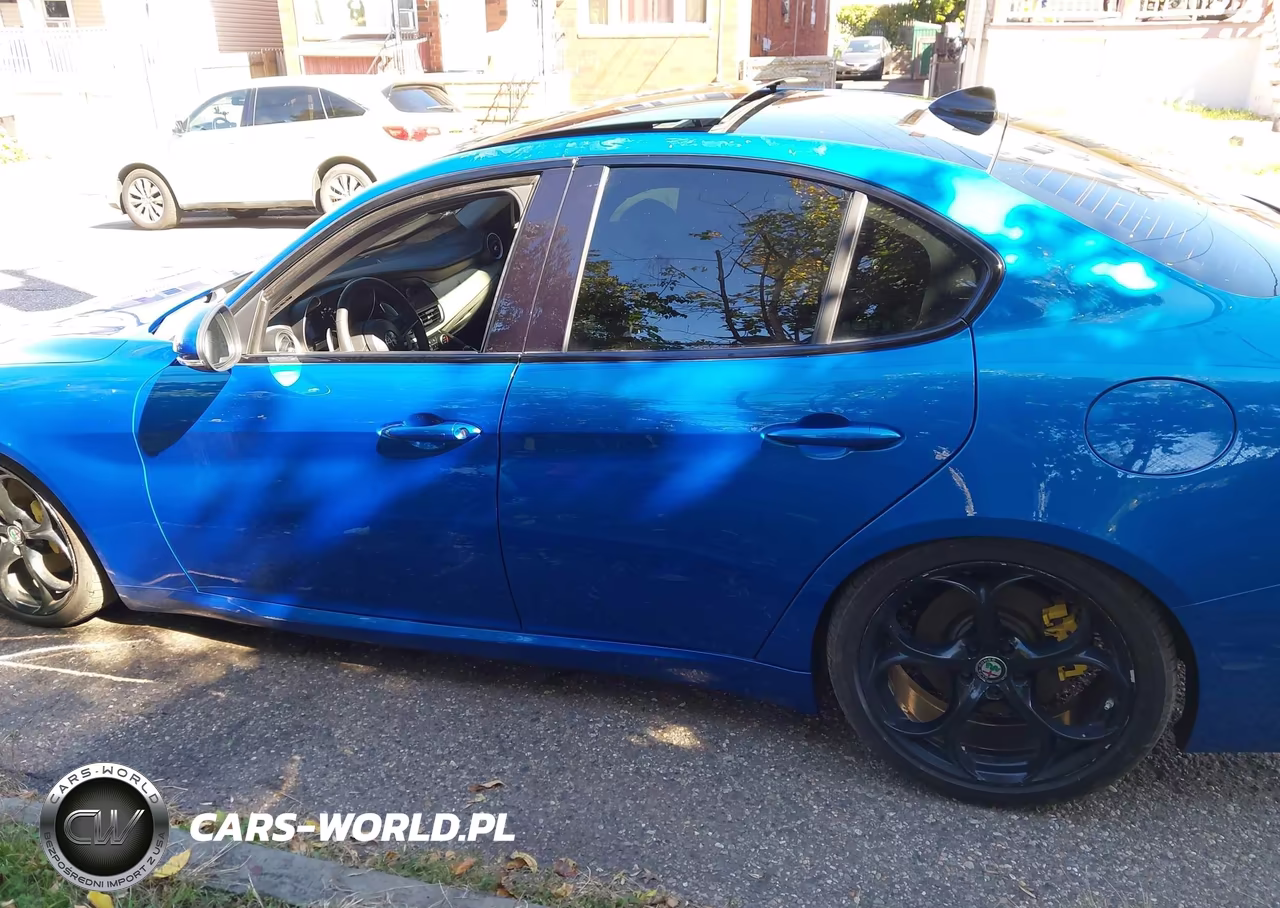 2018 Alfa Romeo Giulia Ti Sport Awd VIN:ZARFAEEN4J7575449 - 14