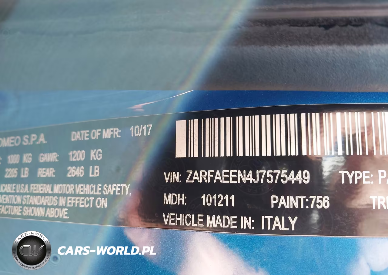 2018 Alfa Romeo Giulia Ti Sport Awd VIN:ZARFAEEN4J7575449 - 9