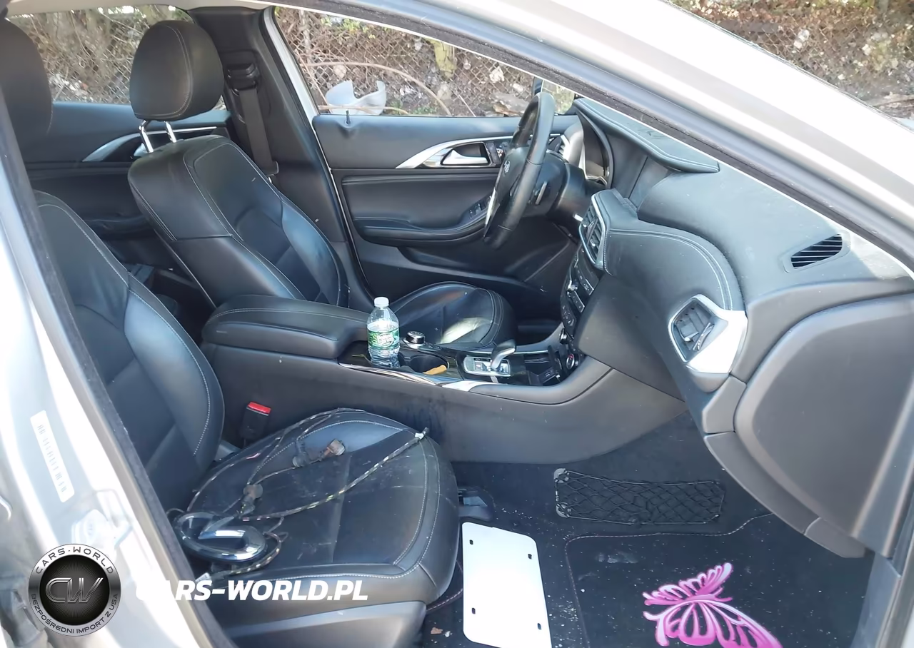 2017 Infiniti Qx30 Premium VIN:SJKCH5CR0HA029725 - 5