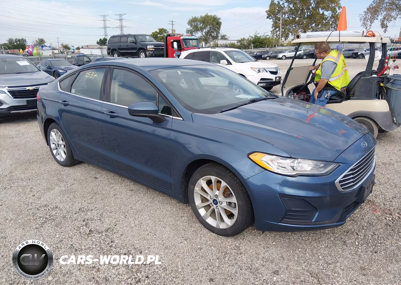 2019 Ford Fusion Se – zdjęcie 1 z 16