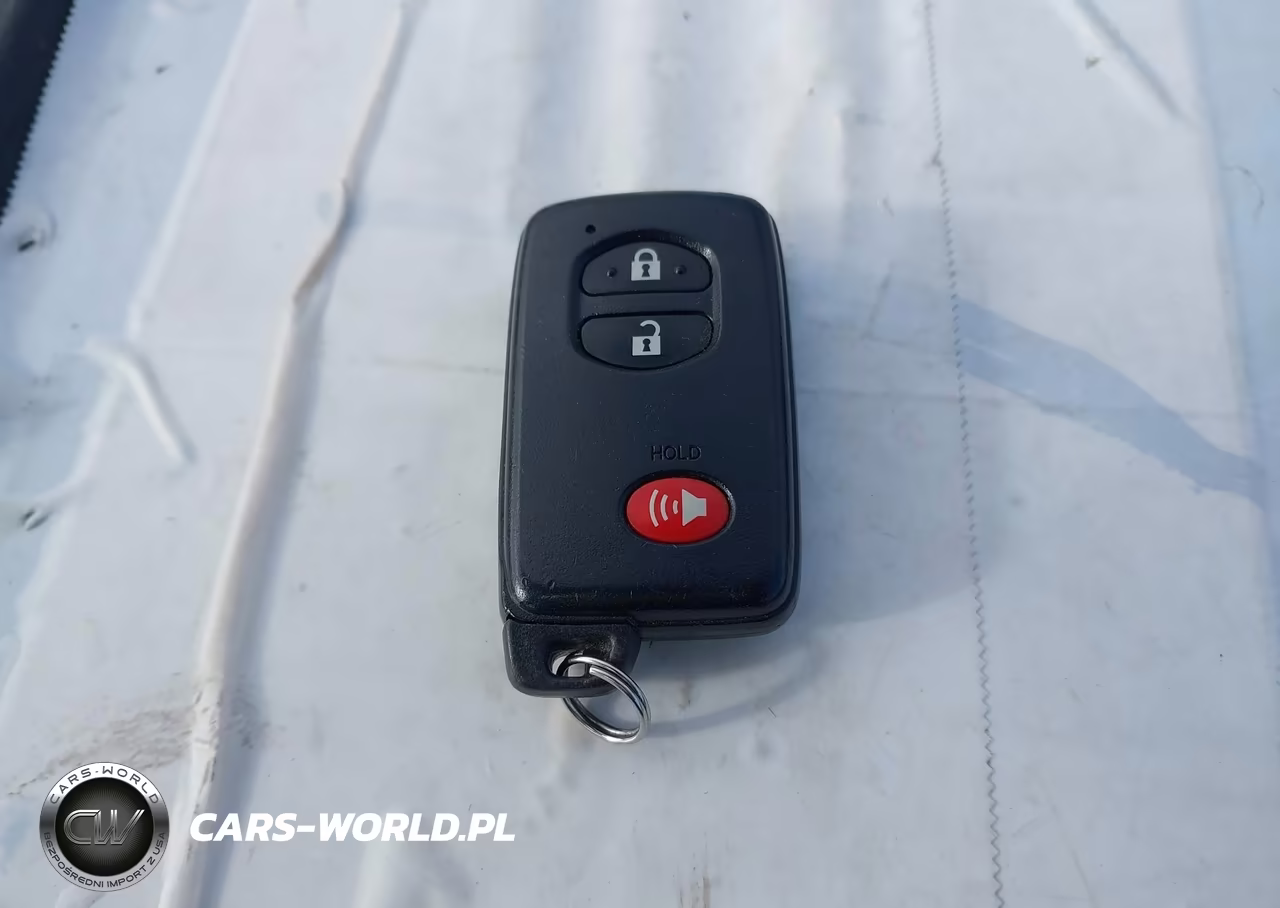 2010 Toyota Prius V VIN:JTDKN3DUXA0020119 - 11