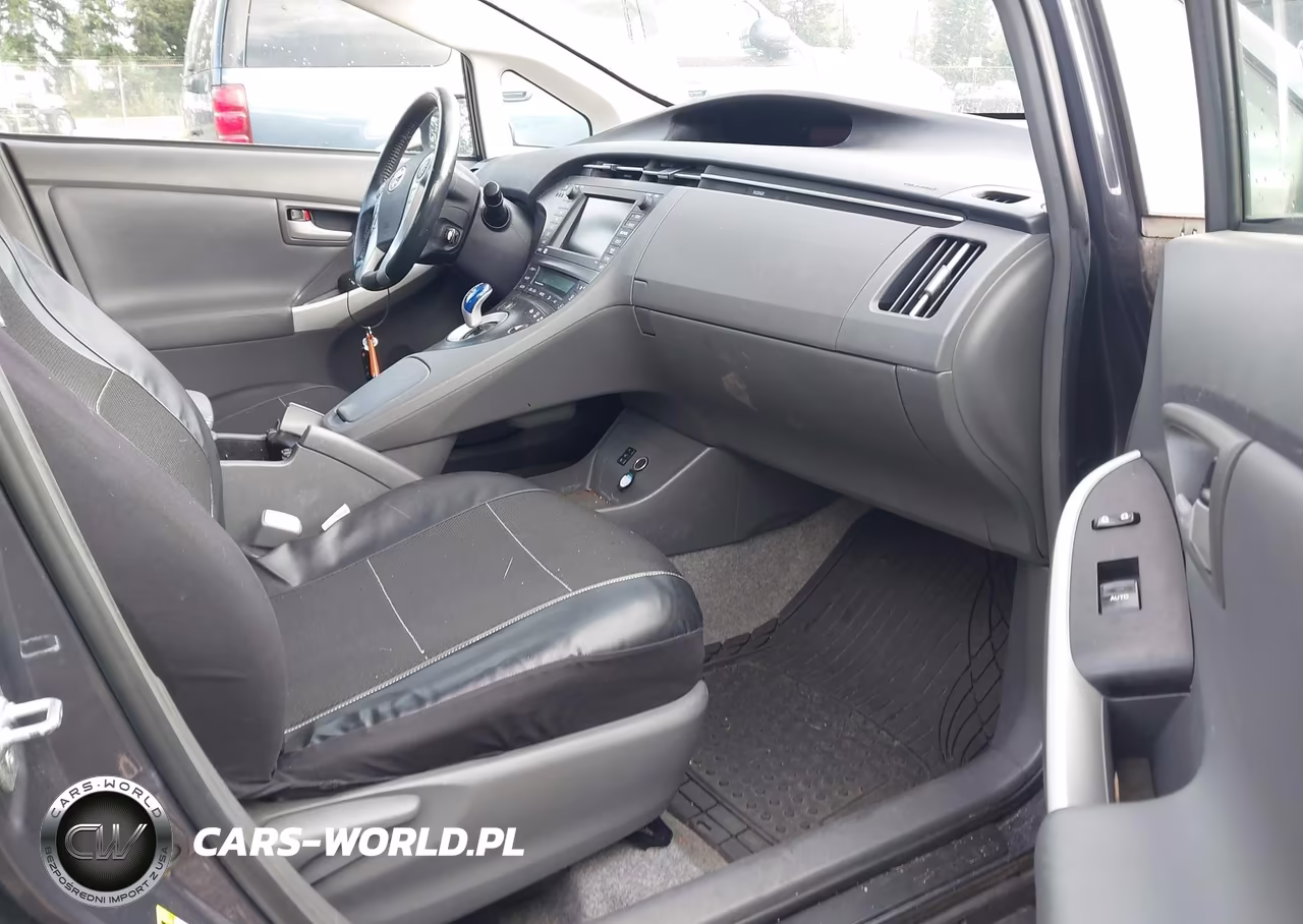 2010 Toyota Prius V VIN:JTDKN3DUXA0020119 - 5