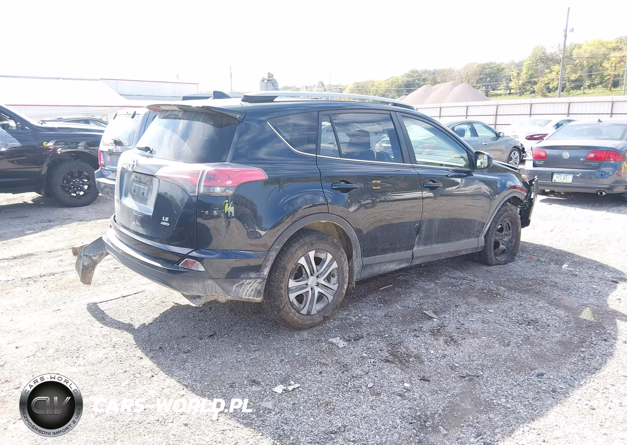 2018 Toyota Rav4 Le VIN:JTMBFREV7JD225607 - 4