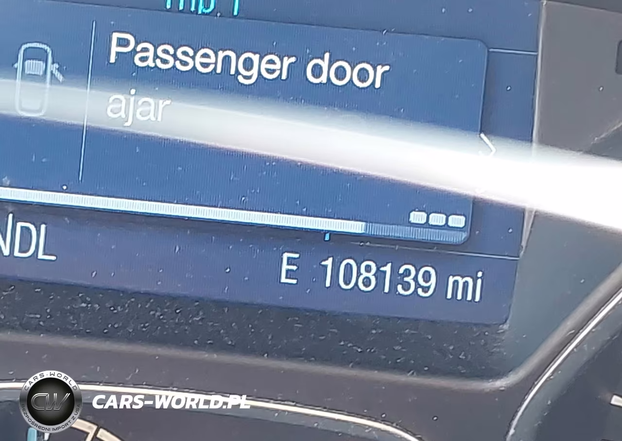 2014 Ford Focus Se VIN:1FADP3K21EL400464 - 16