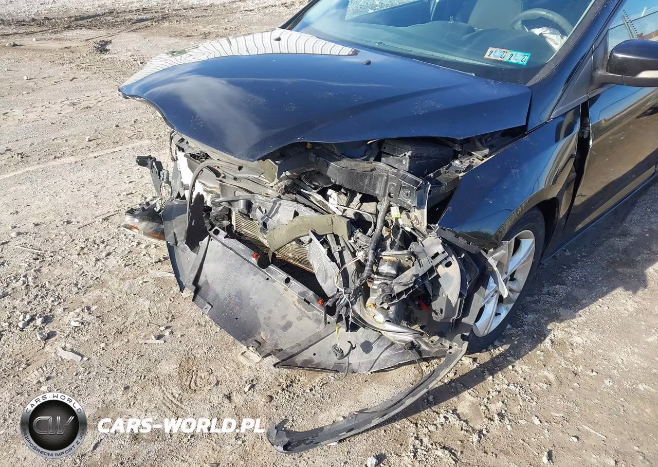 2014 Ford Focus Se VIN:1FADP3K21EL400464 - 6