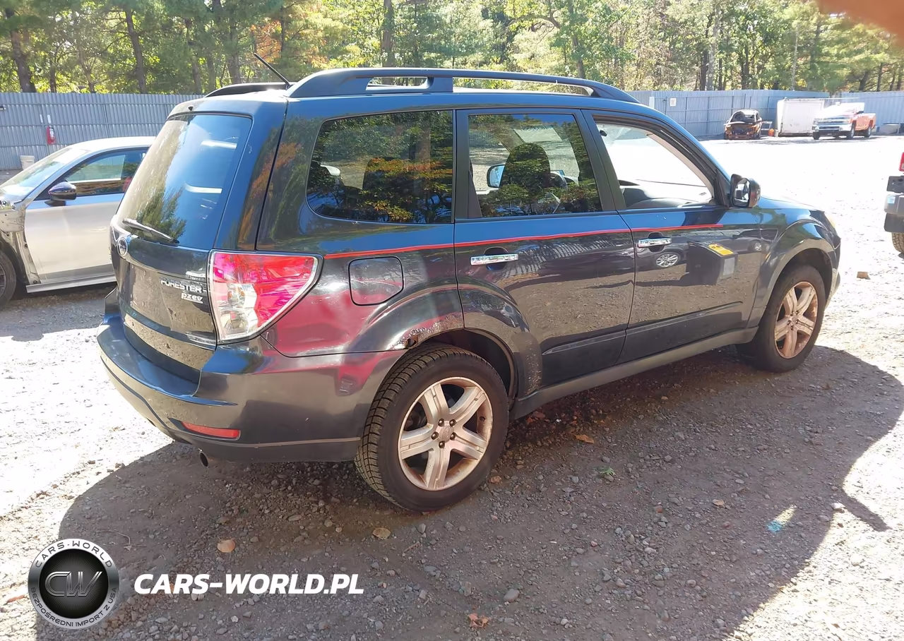 2010 Subaru Forester 2.5X Premium VIN:JF2SH6CC7AH755306 - 4