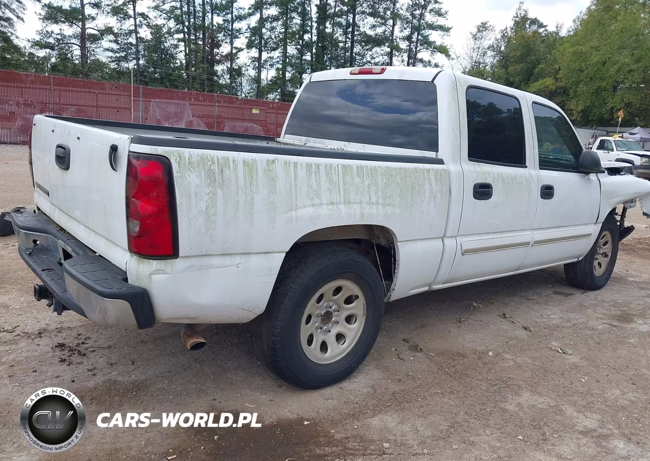 2007 Chevrolet Silverado 1500 Classic Ls VIN:2GCEC13V371134817 - 4