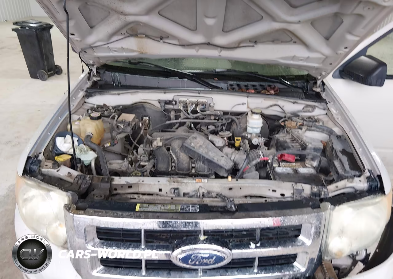 2008 Ford Escape Xlt VIN:1FMCU03158KC98305 - 10