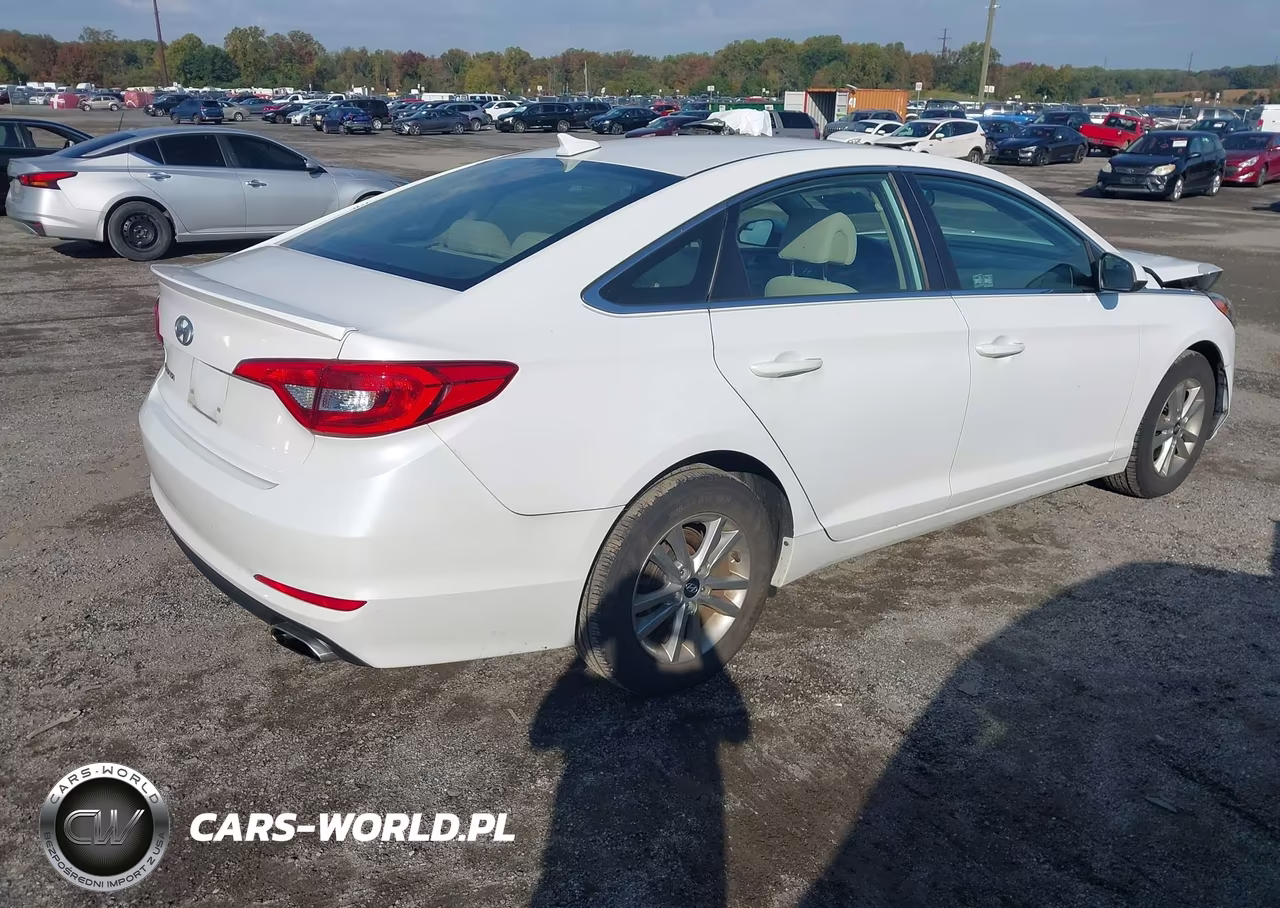 2017 Hyundai Sonata Se VIN:5NPE24AF4HH500512 - 4