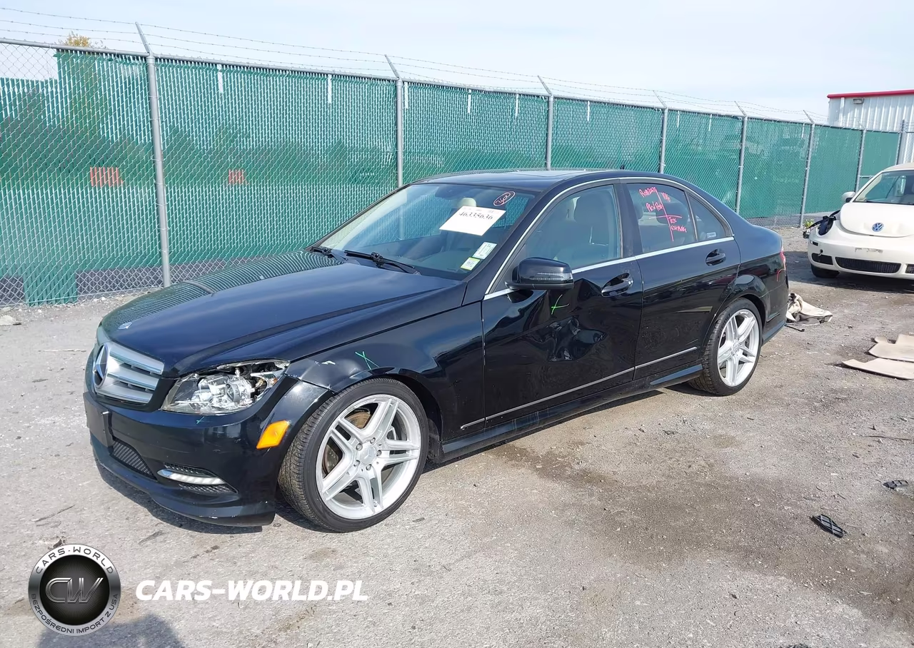 2011 Mercedes-Benz C 300 Luxury-Sport VIN:WDDGF5EB9BR183732 - 2