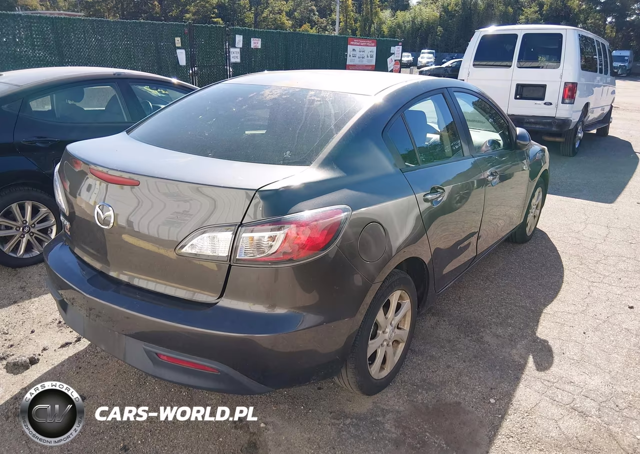 2011 Mazda Mazda3 I Touring VIN:JM1BL1VG0B1436498 - 4