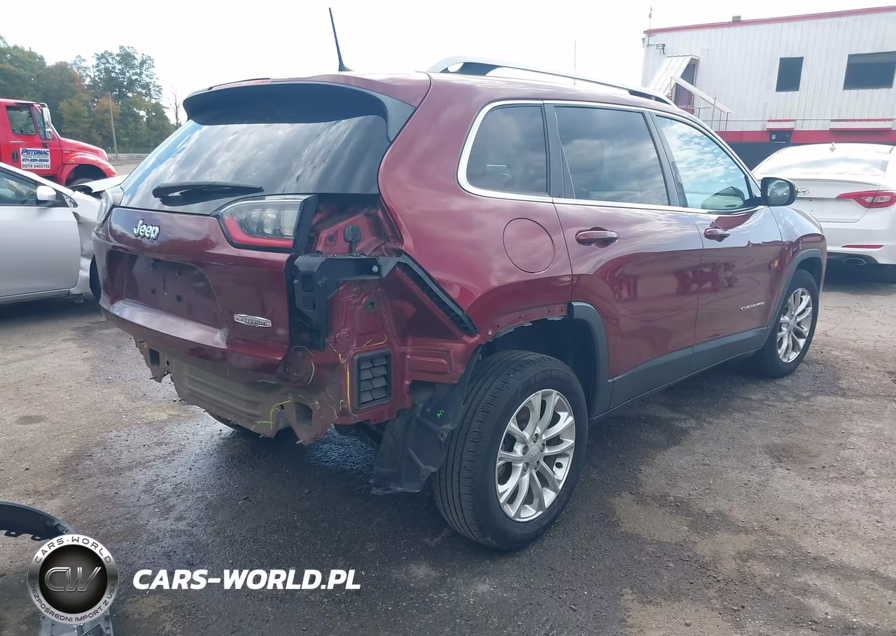 2019 Jeep Cherokee Latitude Fwd VIN:1C4PJLCX1KD290802 - 4