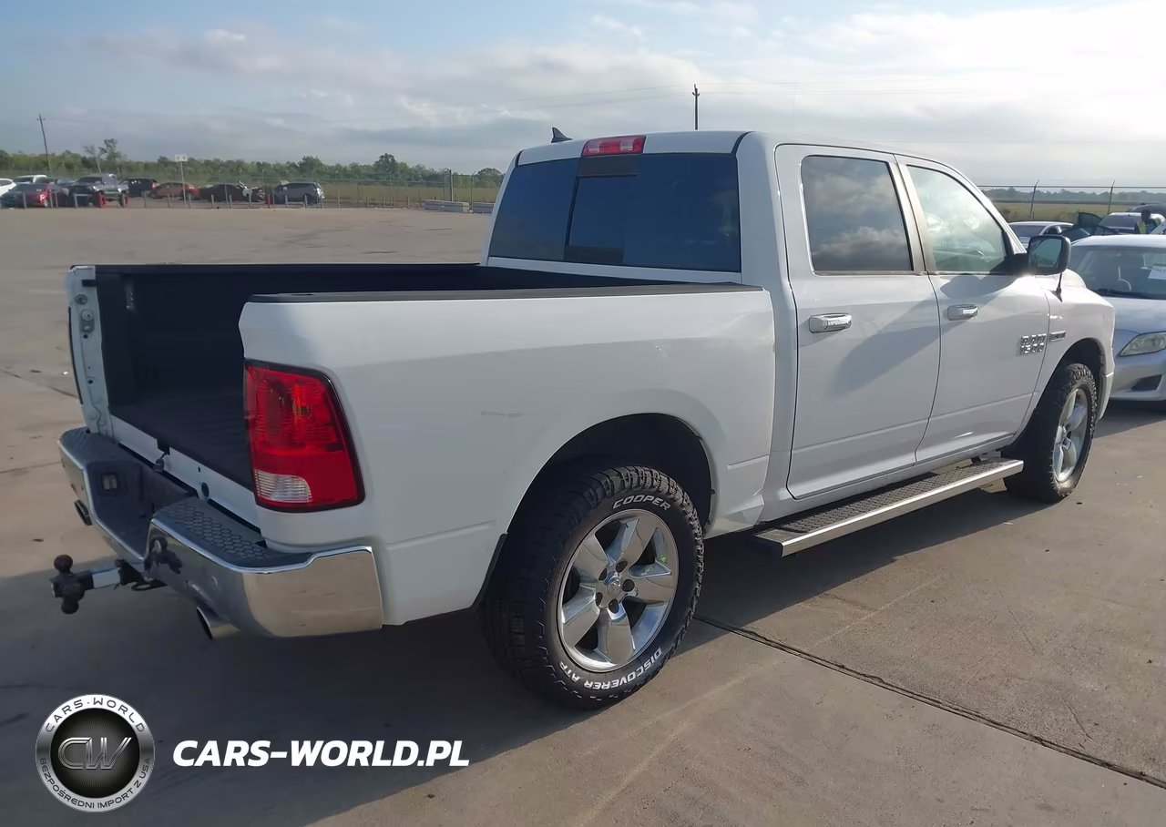2016 Ram 1500 Lone Star VIN:1C6RR6LM8GS348102 - 4